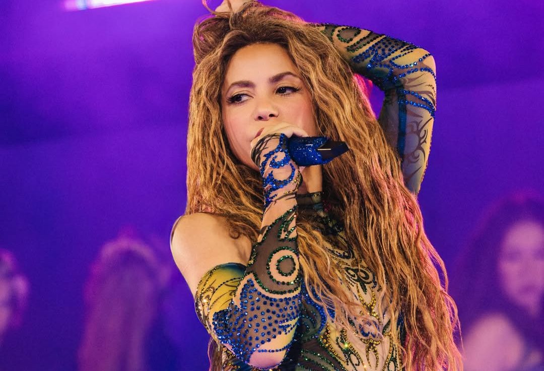 Shakira no Rio: Como a latinidade e a potência da cantora fizeram dela a loba soberana de Copacabana
